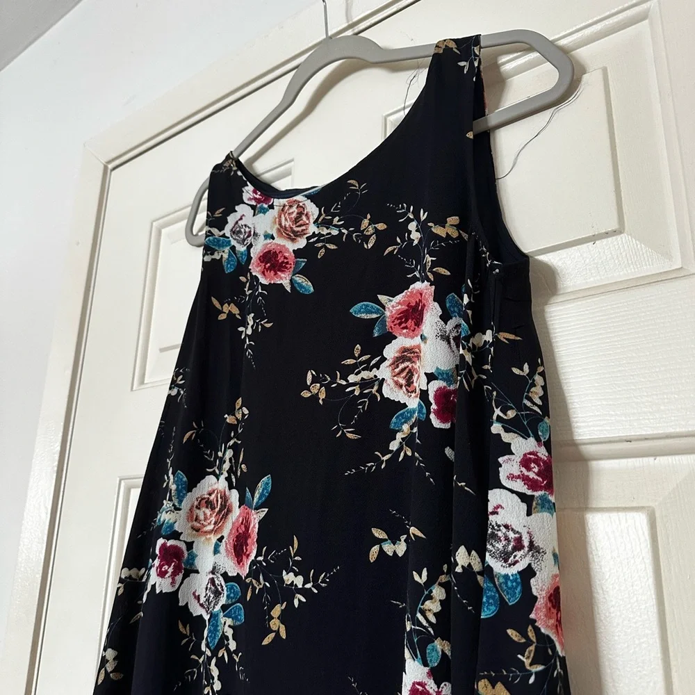 Long sleeveless dress - Picture 2 of 3